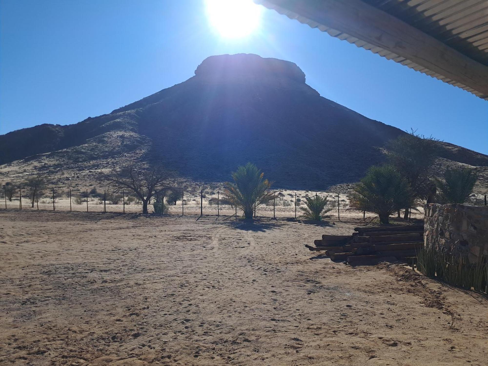 Mount Canyon Guest Farm Keetmanshoop Habitación foto