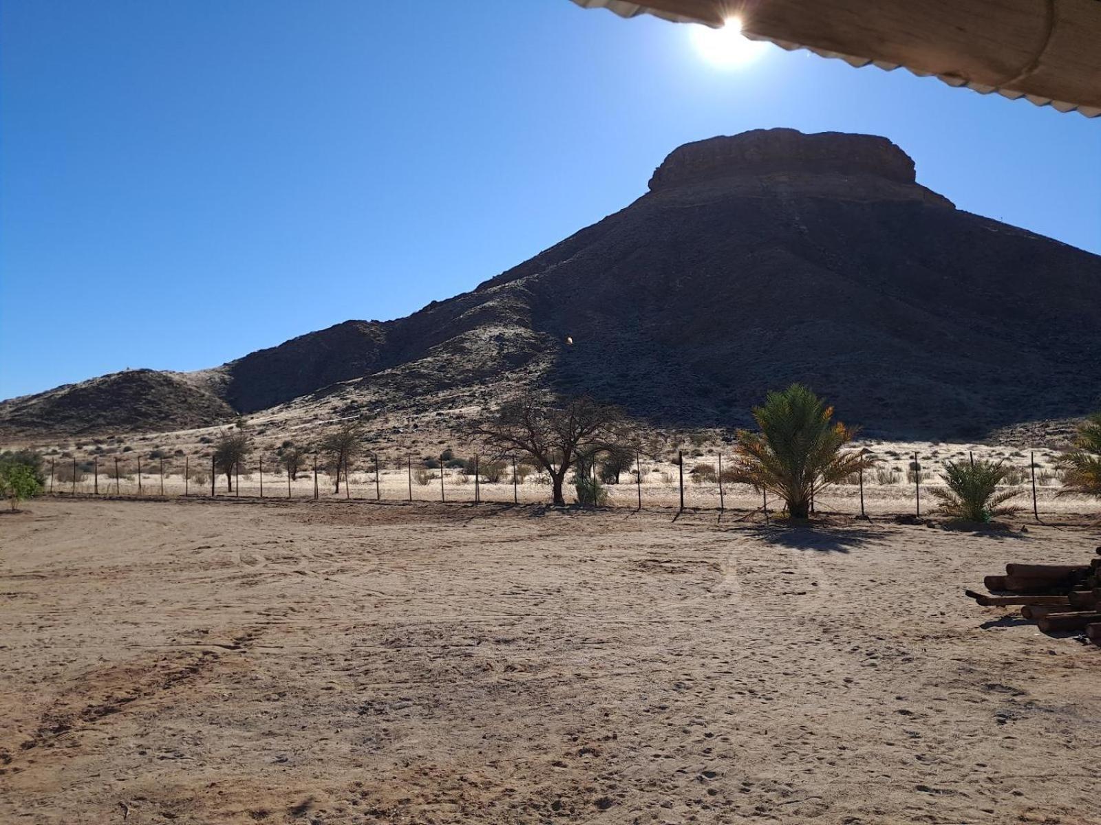 Mount Canyon Guest Farm Keetmanshoop Habitación foto